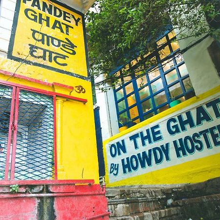 On The Ghat By Howdy Hostels Benares Buitenkant foto